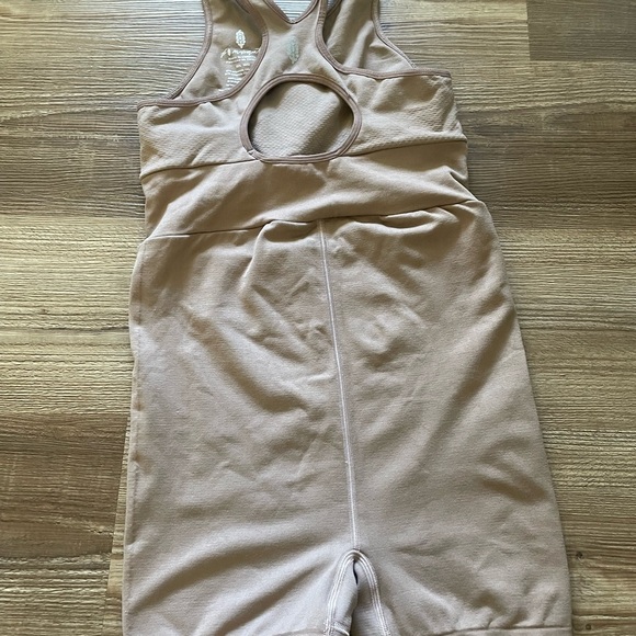 Free People Movement Every Single Time Runsie in Moonrock Size M/L - Picture 9 of 11